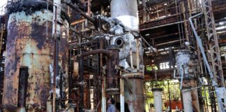 gas disaster India ut-of-court settlement