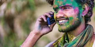 India and China mobilize on cell markets