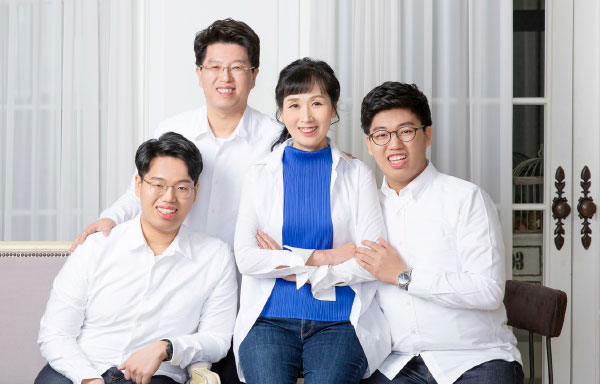 김새윤 변호사와 가족