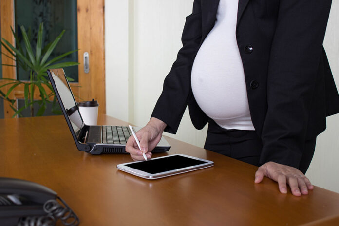 Guangdong-ruling-upholds-maternity-protection Guangdong court women rights