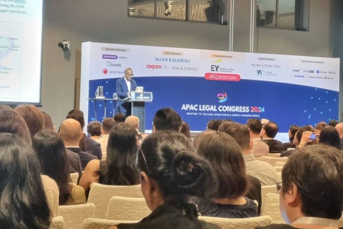 Kasiviswanathan Shanmugam SC, guest of honour, Minister for Home Affairs and Minister of Law in Singapore, presents his opening keynote address. SCCA official recognition