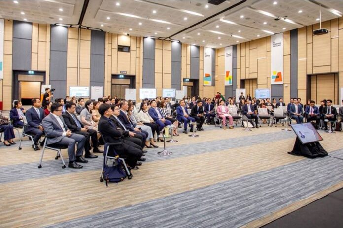 Thai legal minds discuss commercial law reform Civil and Commercial Code Reform