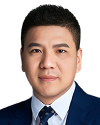 Yi Xiangming, Zhong Lun Law Firm