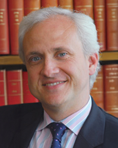 Enrique Benitez Urrutia, Urrutia & Cia