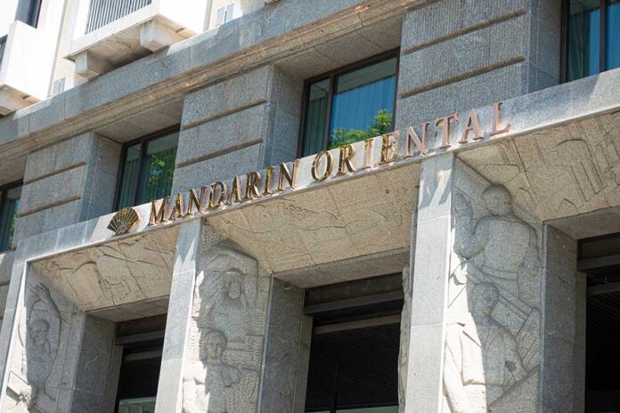 年利达、司力达助力怡和集团将文华东方私有化 年利达、司力达助力怡和集团将文华东方私有化