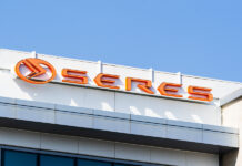 五律所助赛力斯完成年内港股最大车企滨笔翱 Seres Group Hong Kong IPO