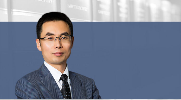 Lawyers and PR: Synergies and case insights Lawyers And PR Collaboration Crisis Management