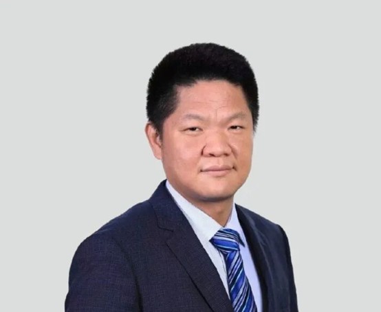 王伯新