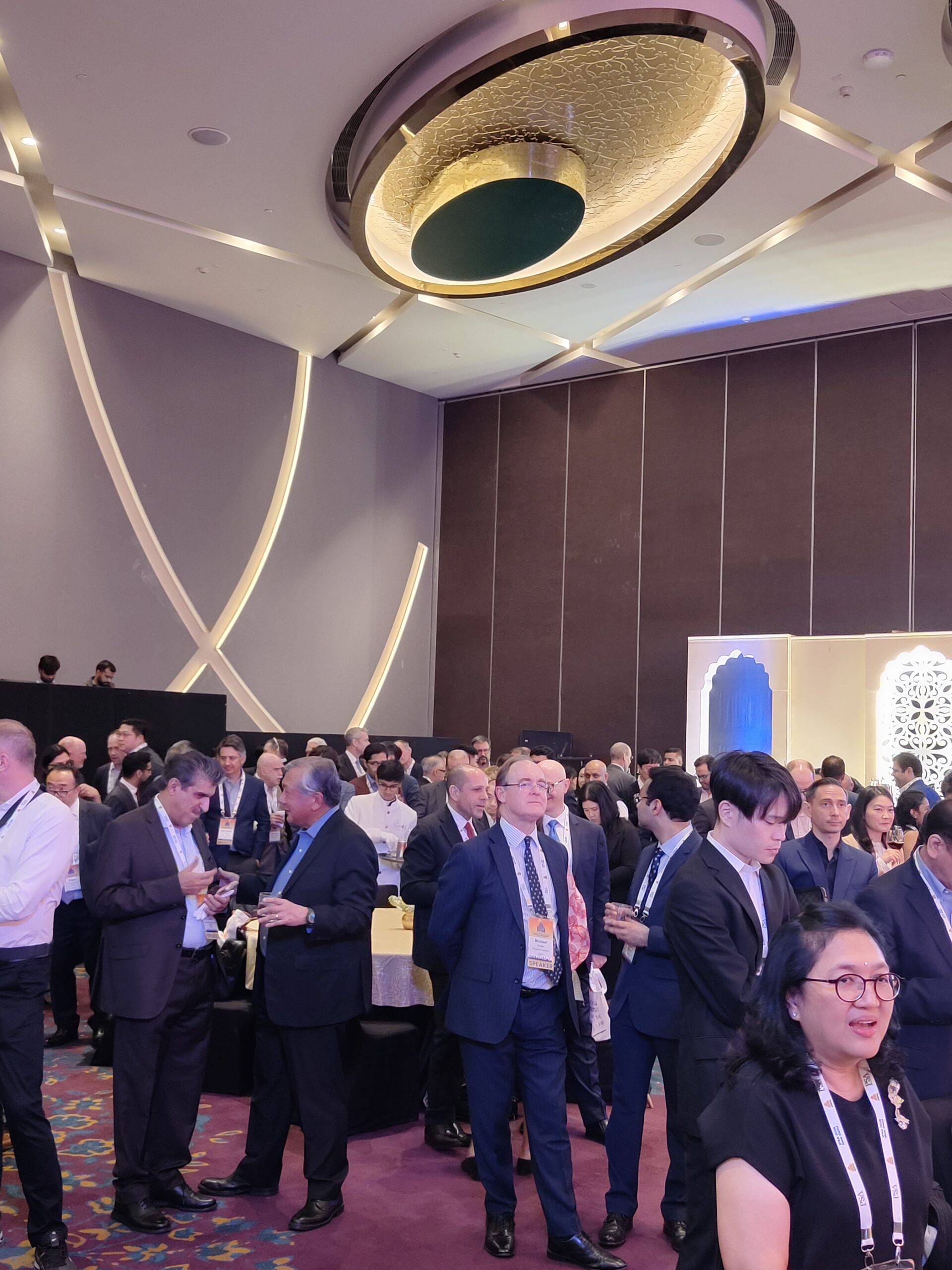 Welcome Reception crowd 2
