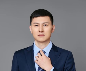 李亚东